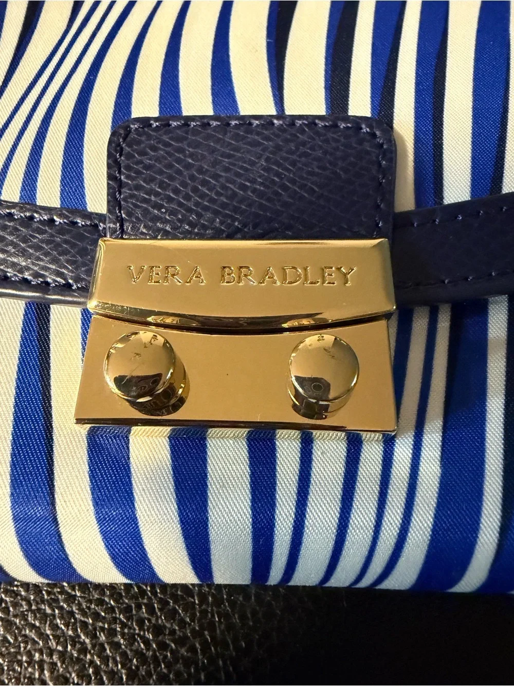 Vera Bradley compact wristlet